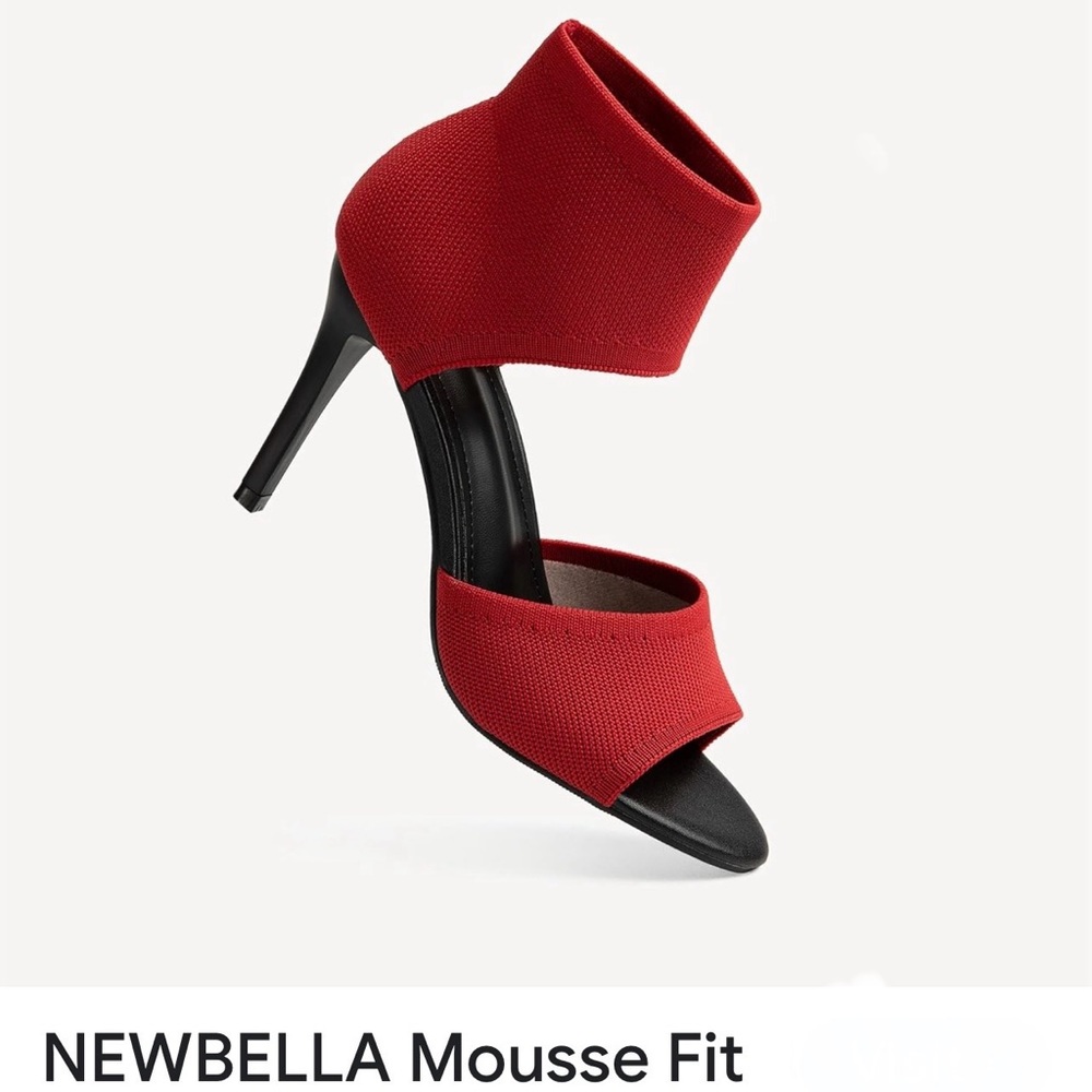 Newbella Mousse Fit Heels. NWOT